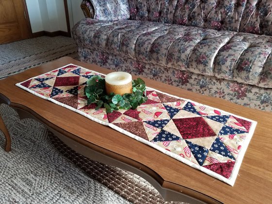 How to Sew a Country Star Quilted Table Runner