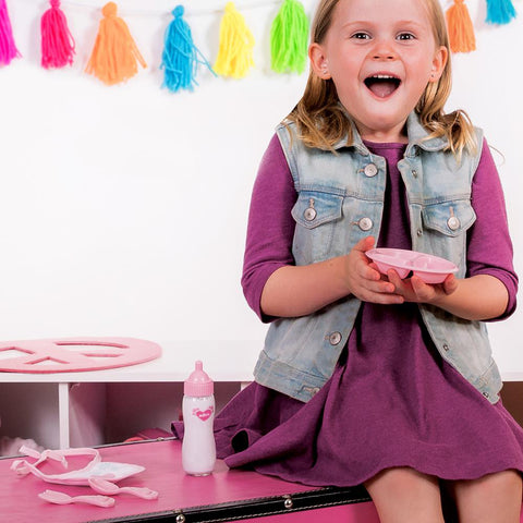 Magic feeding set for dolls