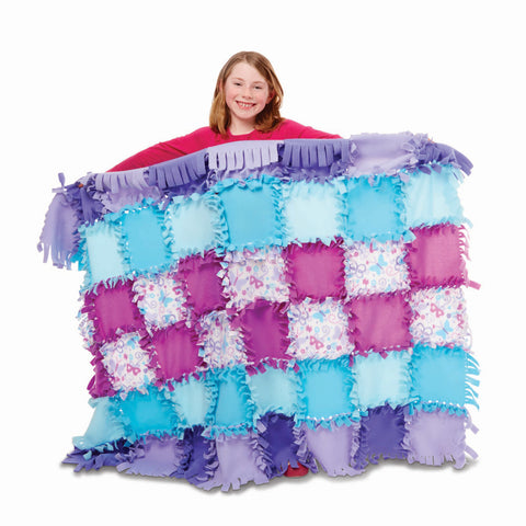 girls with knotted quilt