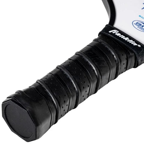 Up Close of Comfort Grip Handle