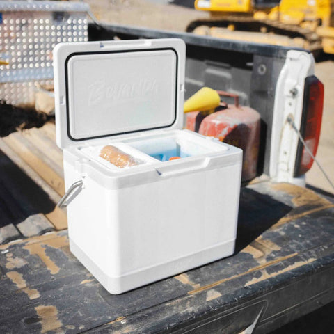 Bevanda White Verge 20 Lunch Box on truck tailgate