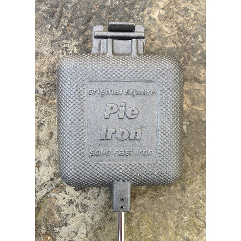 Rome Square Pie Iron Close-up Reverse Side
