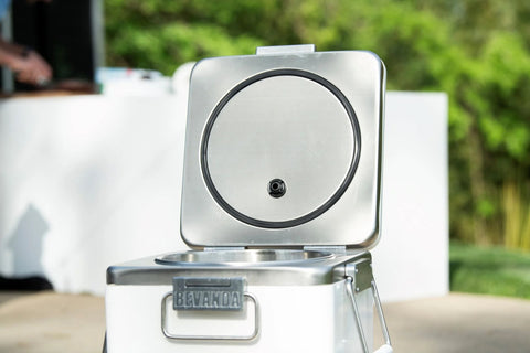 Bevanda White Sperse Drink Dispenser open showing lid