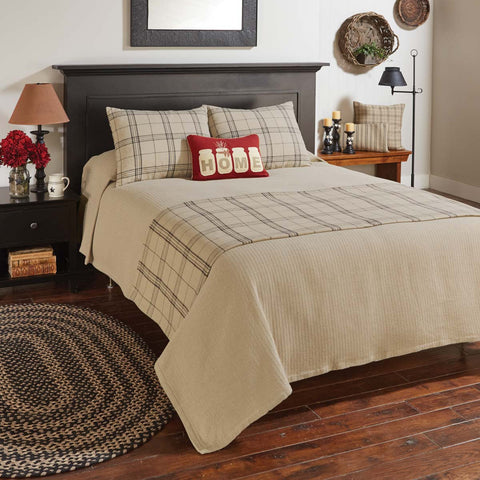 Fieldstone Plaid Queen Bedspread 458 bedroom display with black plaid bedspread