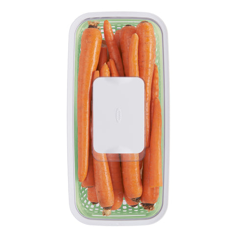 Carrots in Produce Keeper
