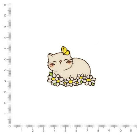 Cats with Flowers Applique M16488 cat laying down