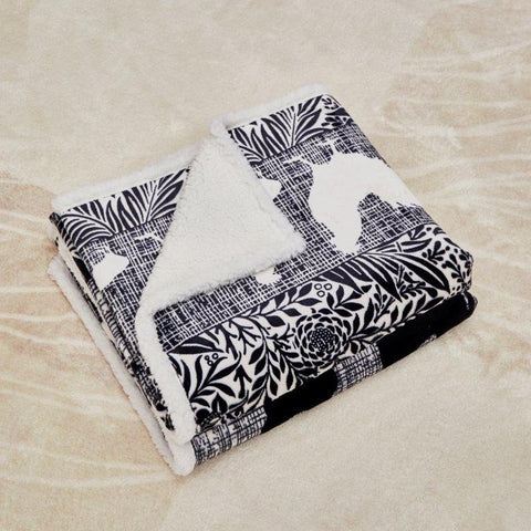 Virah Bella Cottage Chickens sherpa throw folded