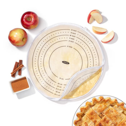 Dough bag and apples