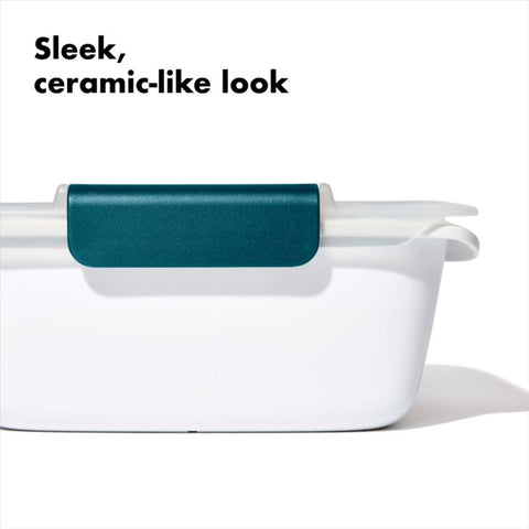 Salad storage container