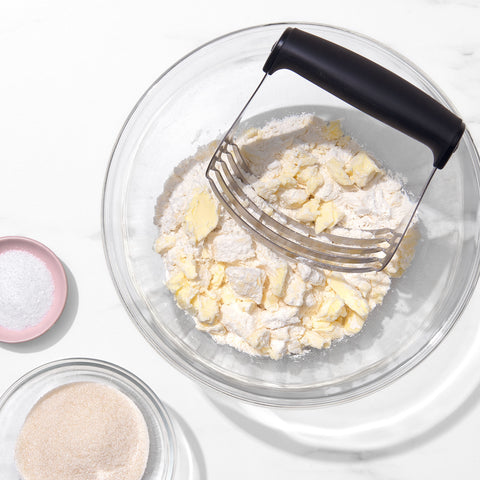 Kitchen tool in use