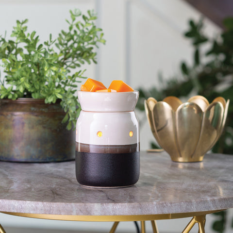 Glowing wax warmer