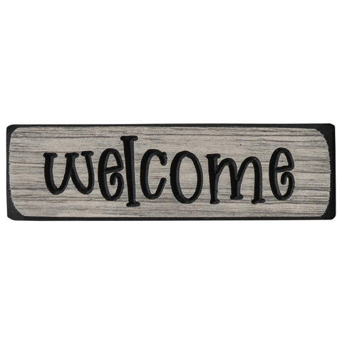 Welcome wooden sign
