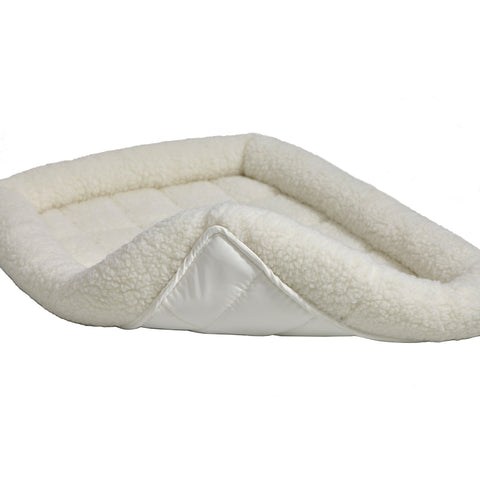 Fleece pet bed