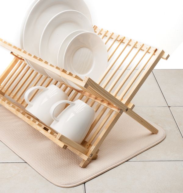 Plastic Dish Drying Rack with Buttoned Micro Fiber Drying Mat