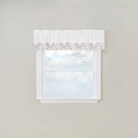 Valance curtain