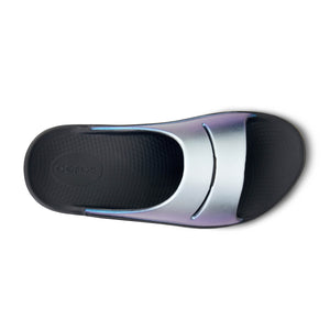 Oofos Ooahh Luxe Slide Sandal in frost top view