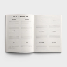 16-Month Planner Studio 71 U2143 Dates to Remember page