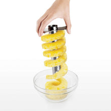 Stainless Steel Pineapple Slicer with pineapple spiral