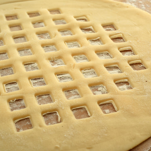 Pie Top Lattice Cutter 3258