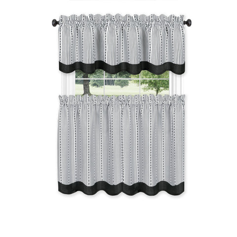 Black & white tiers and valance