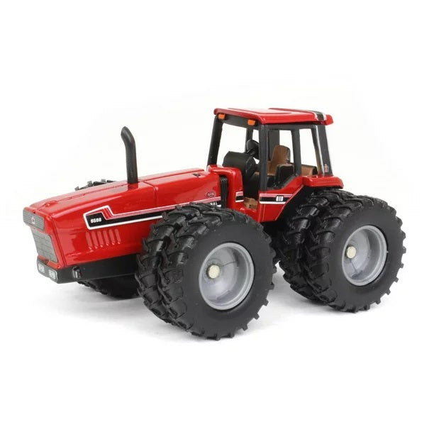 1:64 International 6588 2+2 Tractor 44275