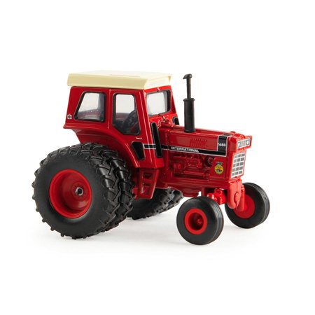 1:64 International Harvester 1466 Tractor with FFA Logo 44276