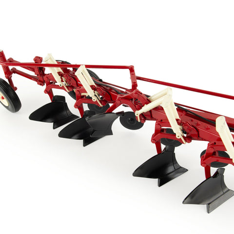 International Harvester 1:16 Scale 986 Tractor with 720 Plow � Die-Cast Metal Replica � ERTL PRECISION HERITAGE 44309