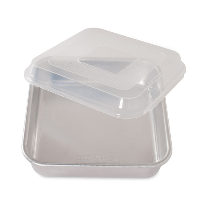 9-Inch Square Cake Pan with Lid 45803