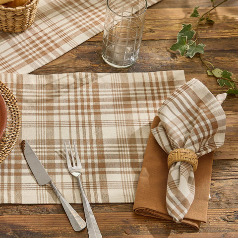 Currant Cloth Napkin 4891-020 displayed on tabletop