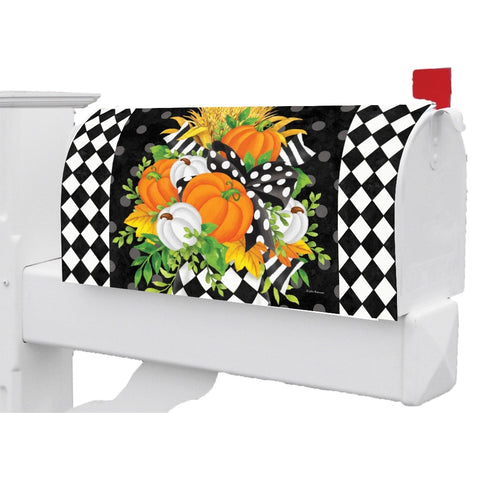 Black & White Planter mailbox makeover