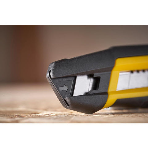 6.10 in. Snap Knife, Black & Yellow