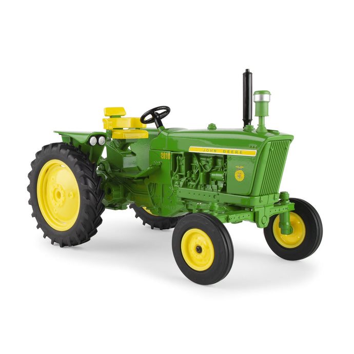 1:16 John Deere 2010 FFA Tractor 45861