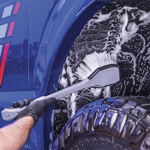 Cleaning fender with 