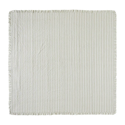 Finders Keepers Ruffled Quilt 8446