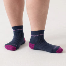 Denim Women�s Single Stripe Cushioned Quarter Socks 9501