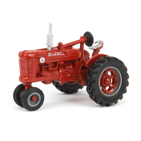 1/64 Farmall Super M Narrow Front Tractor 44445