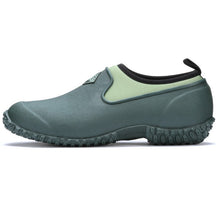 Green waterproof shoe