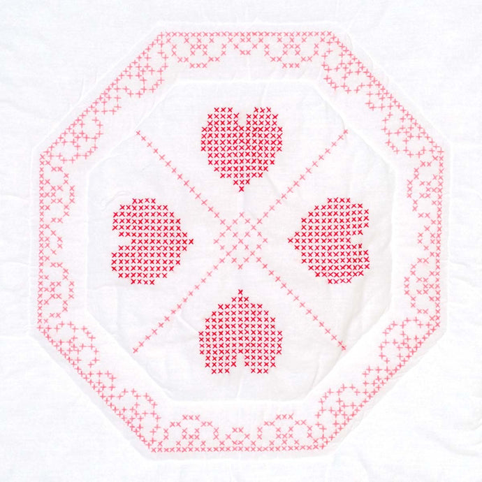 Cross-Stitch Hearts & Lace 18-Inch Quilt Blocks 732-544