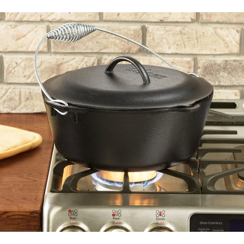 Using Lodge Cast Iron Dutch Oven with Bail Handle on stovetop