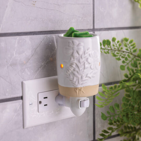 Garden Blooms Pluggable Fragrance Warmer PIGBL