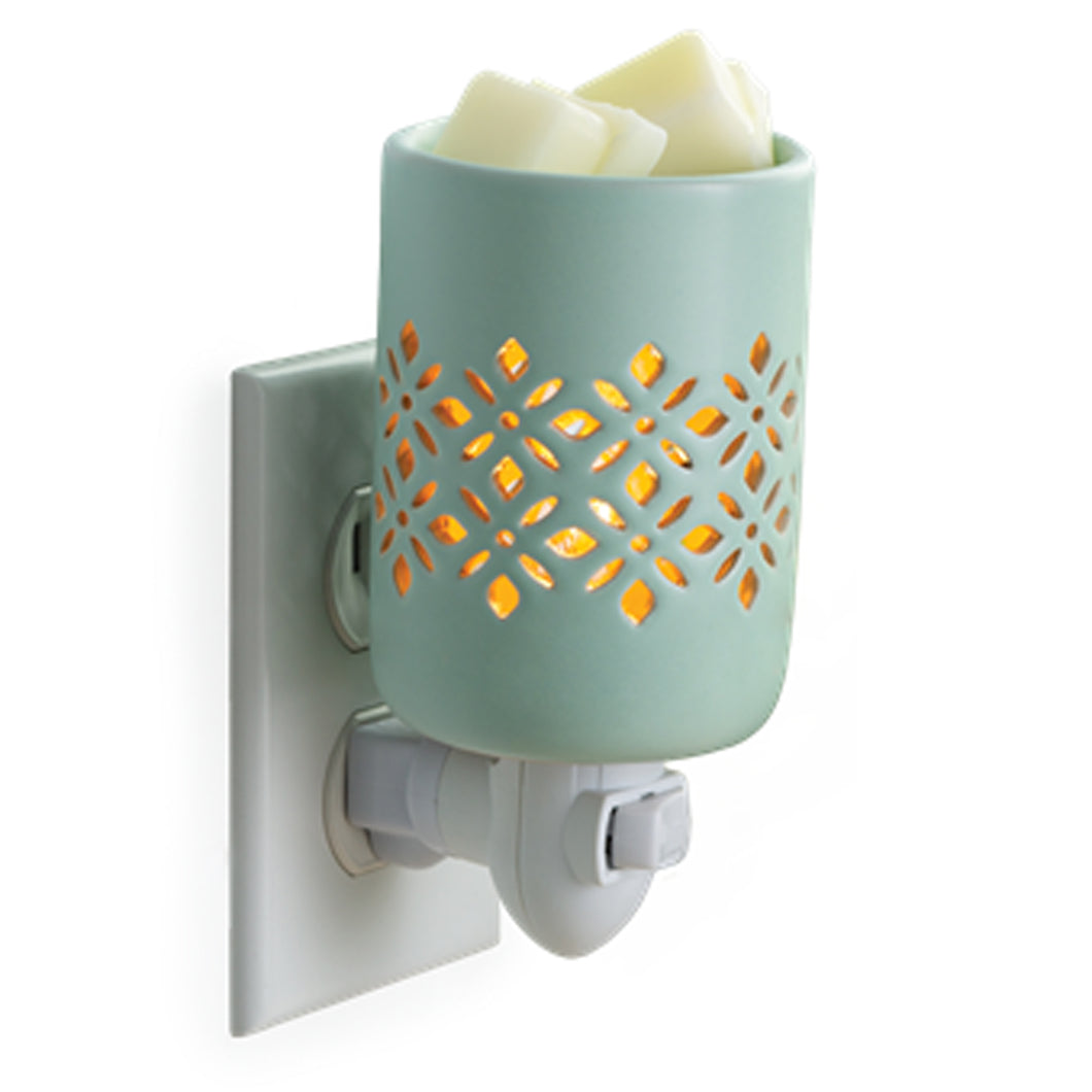 PLUGGABLE FRAGRANCE WARMER SOFT MINT