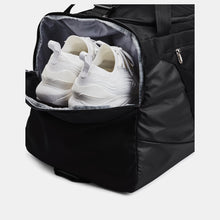 Shoes in Black Under Armour Undeniable 5.0 Duffle Bag