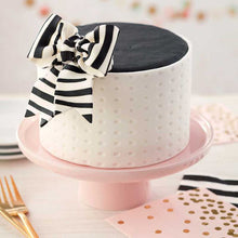 Cake decorated with fondant