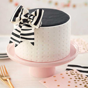 Cake decorated with fondant