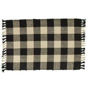 Black check placemat