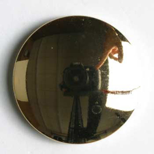 Small round gold-plated button