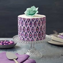 Cake with fondant