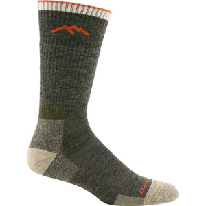 Darn Tough men's midweight boot sock in olive