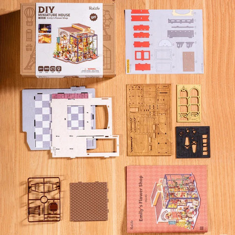 Emily's Flower Shop Miniature House DG145