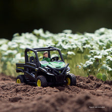 1:32 John Deere Gator RSX860i 46801